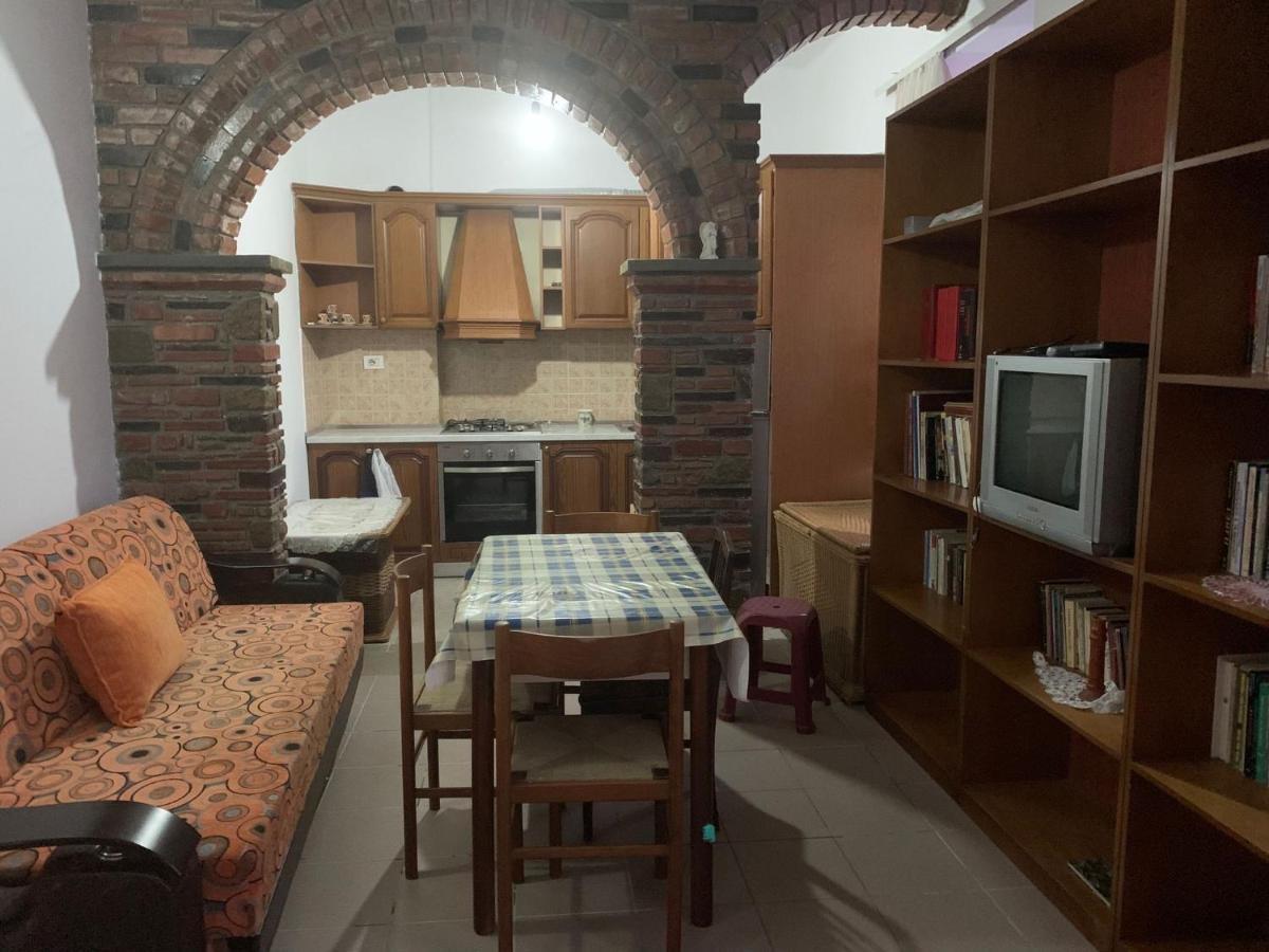 Apartement City Center Berat Exterior photo
